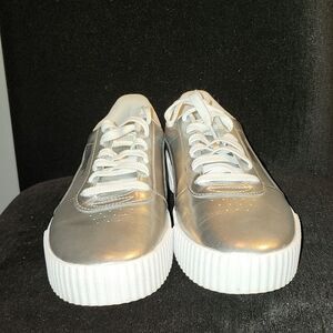 Platform Pumas 